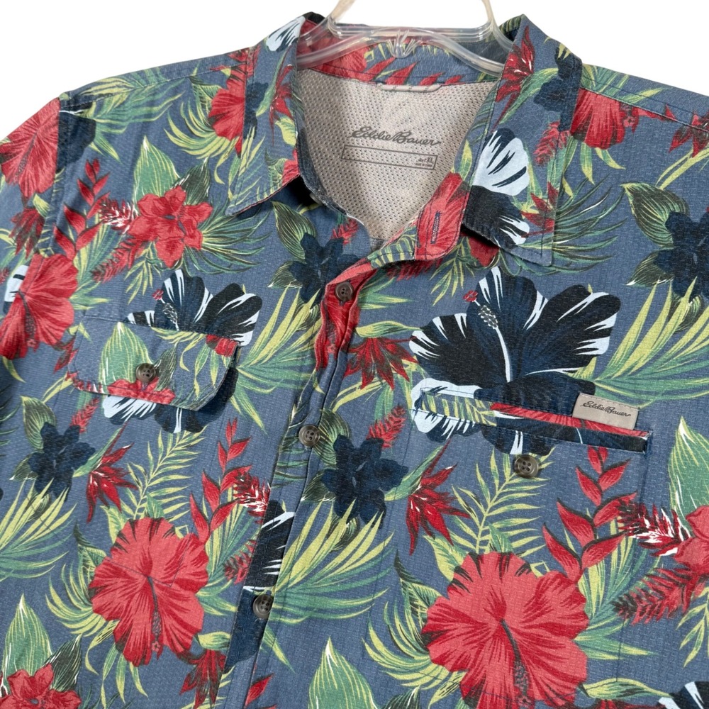 Eddie‎ Bauer Men's XL Button Up Shirt Short Sleeve Hawaiian Floral Tropical